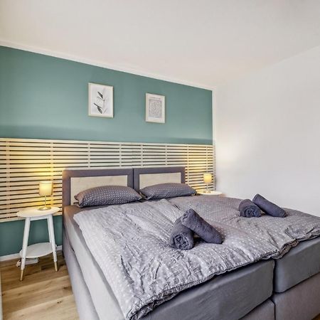 Amalfi A02 - 2 Zi Fuer 4P - Balkon, Smart Tv, Boxspringbett Apartment Kaiserslautern Exterior photo